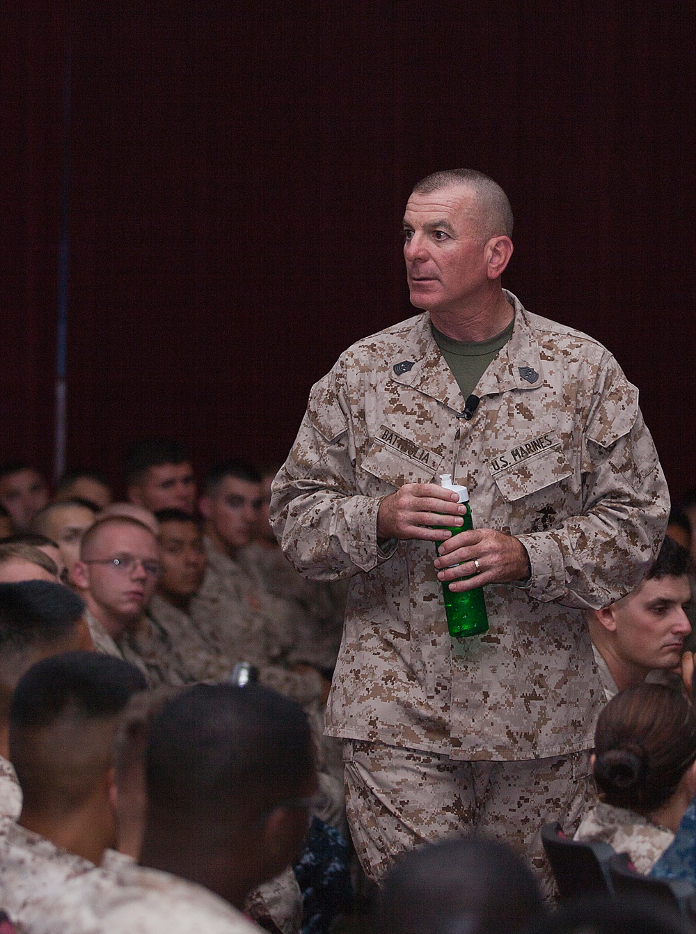 Battaglia visits MCB Hawaii