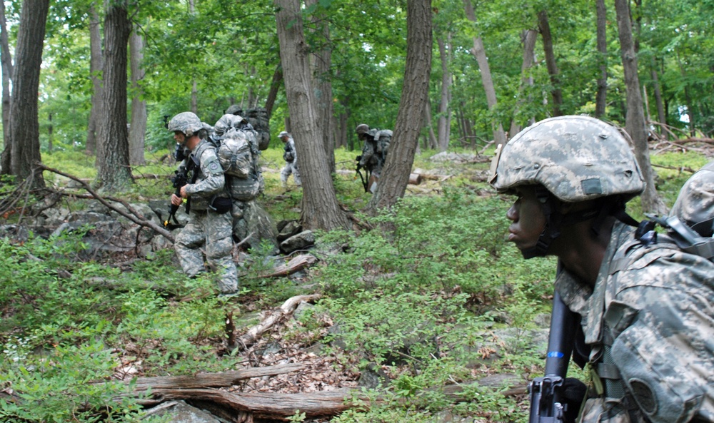 New York Army National Guard instructors qualify infantry soldiers
