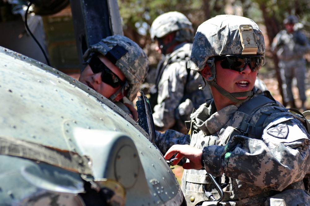 Soldiers practice downed aircraft response skills