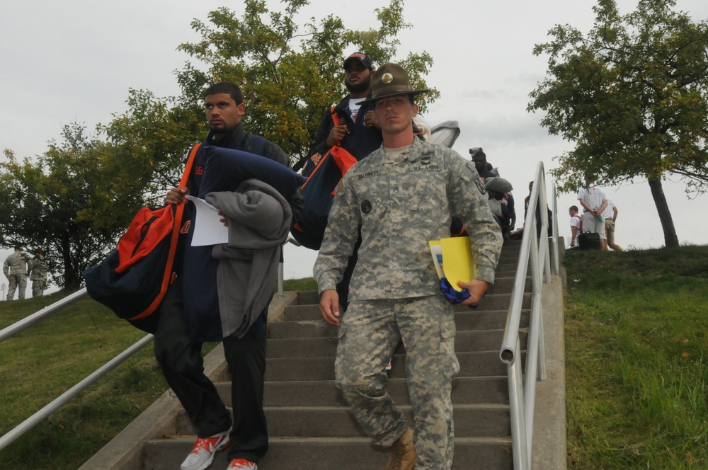 Drill sergeants welcome the Syracuse Orange football team