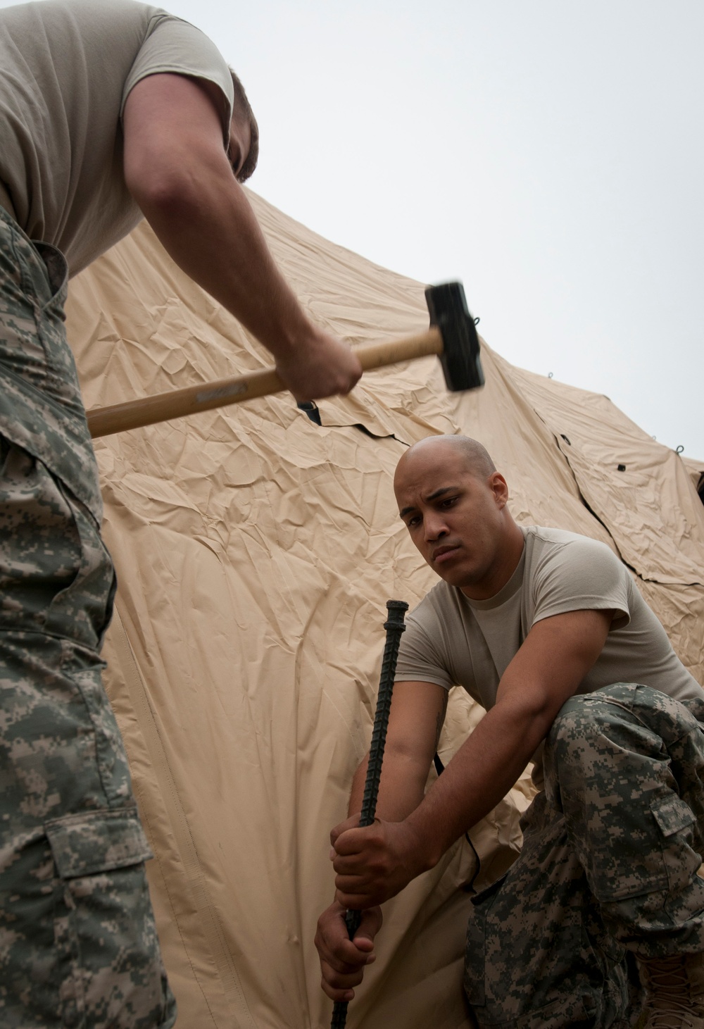 Task Force 51 soldiers set up tent for Vibrant Response