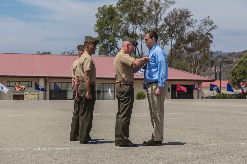 Former sergeant receives Silver Star