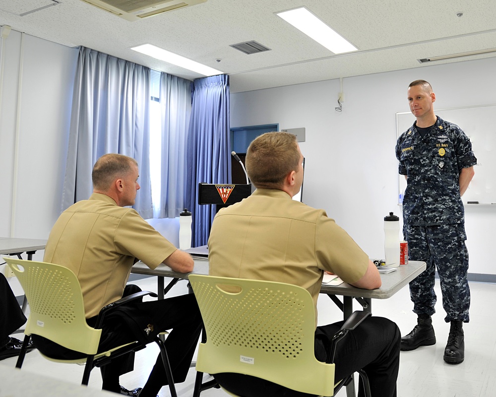 C7F command master chief visits NAF Misawa