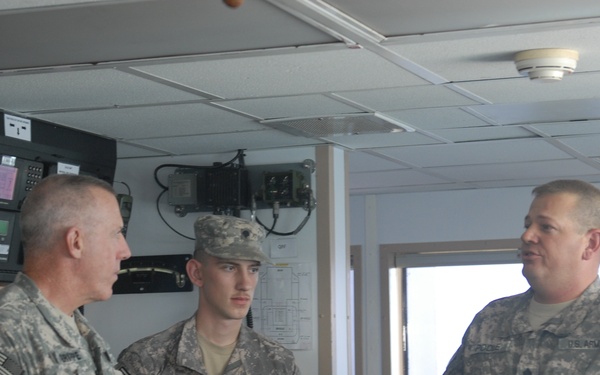 CENTCOM CSM Visits with Soldiers of the 371st SB