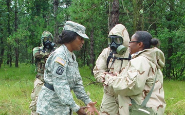 Deputy CG visits troops at Fort McCoy