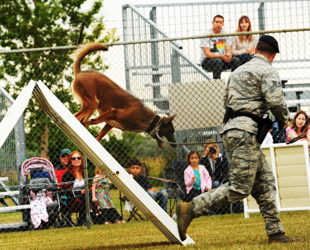 2013 North Dakota Peace Officer Association K-9 Police Trials
