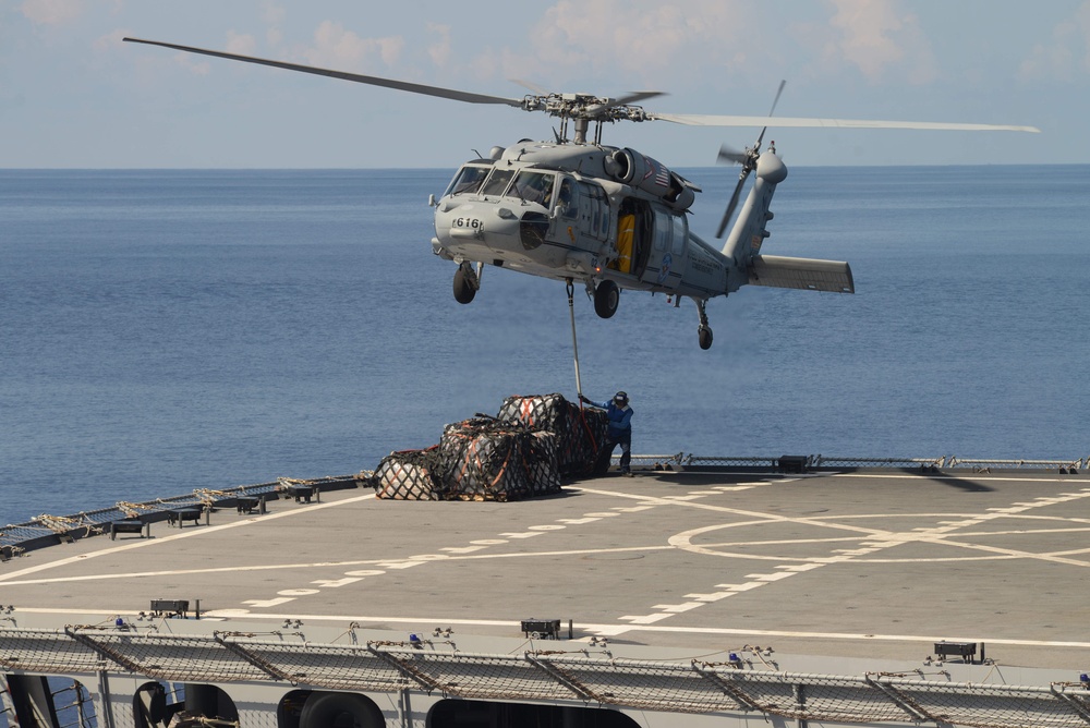 USS Blue Ridge vertical replenishment