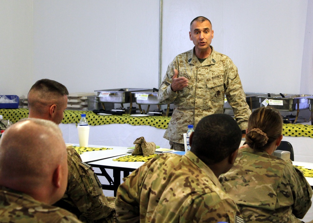 ISAF senior enlisted leader visits CJTF Paladin