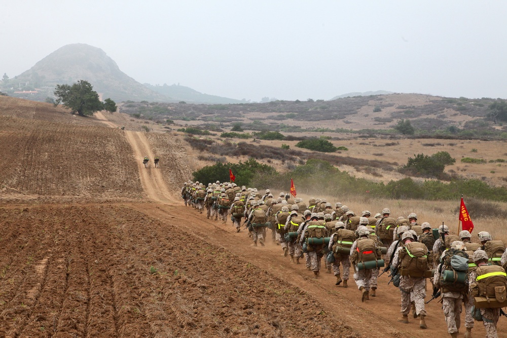 CLB-5 conducts battalion hike