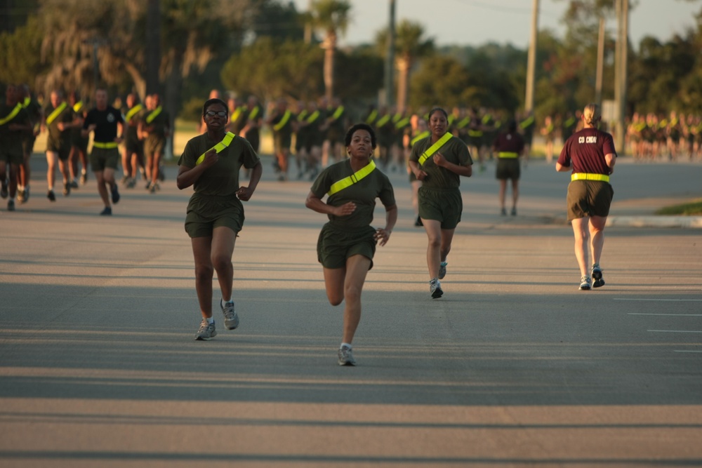 Photo Gallery: Marine recruits test physical fitness on Parris Island