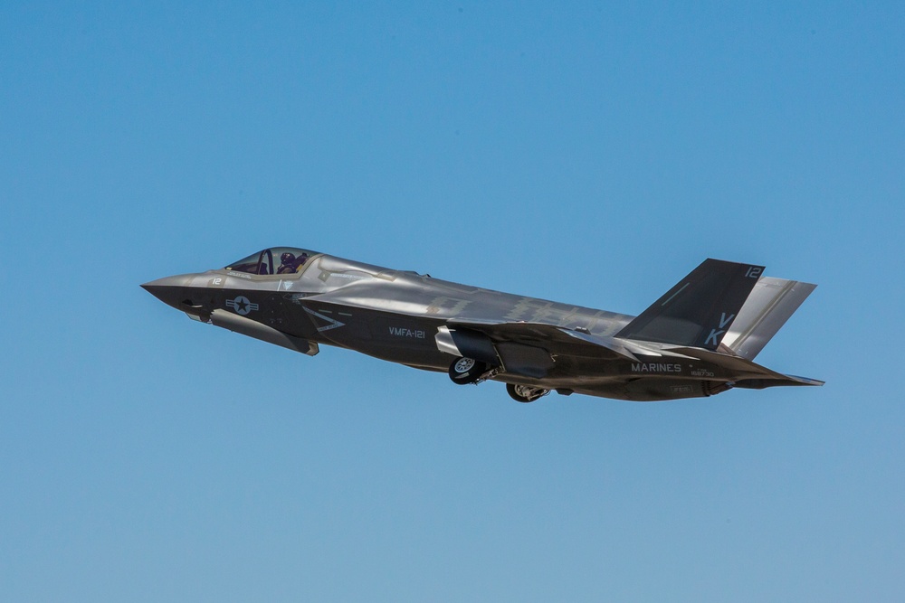 Simultaneous Launch of Four F-35B Lightning II Aircraft