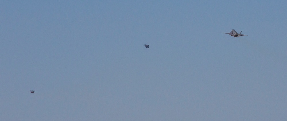 Simultaneous Launch of Four F-35B Lightning II Aircraft