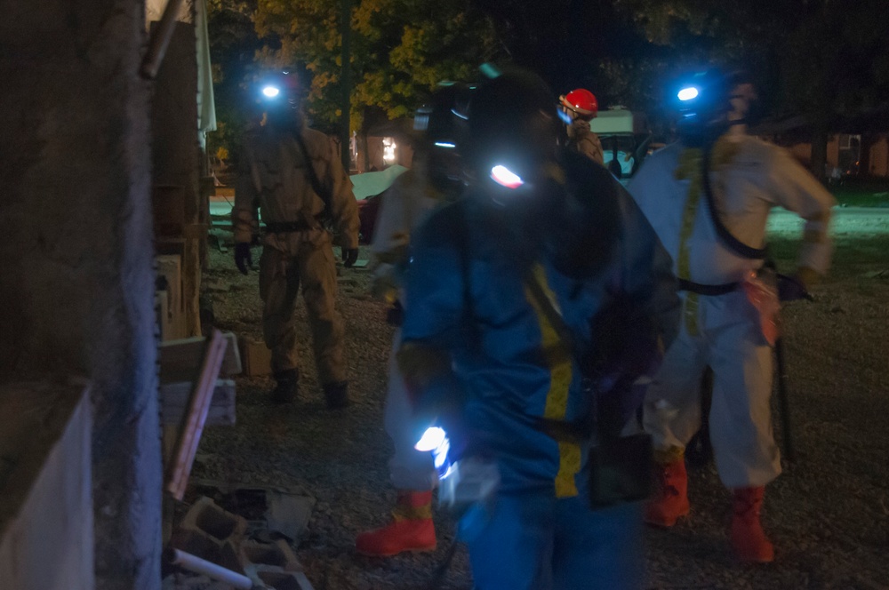Fort Hood, Fort Benning units perform decontamination training mission