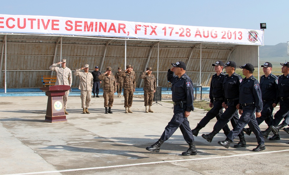 Non-lethal weapons exercise begins in Mongolia