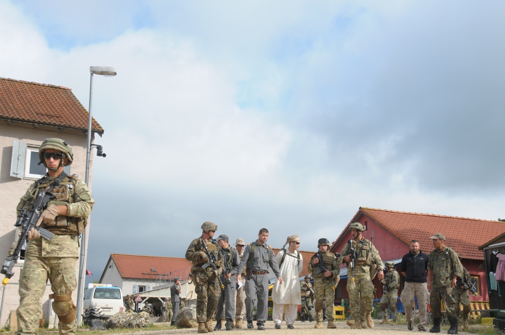 Regimental combat team mission rehearsal exercise