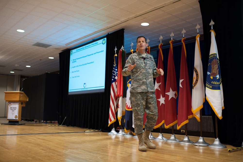 Lt. Gen. Talley outlines US Army Reserve private-public partnership
