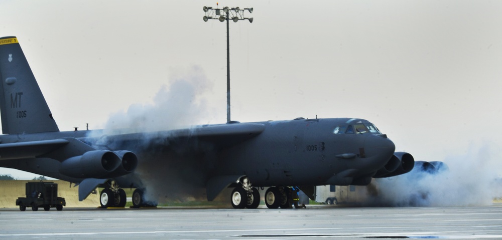 Minot, Barksdale aircrews demonstrate elite, disciplined teamwork