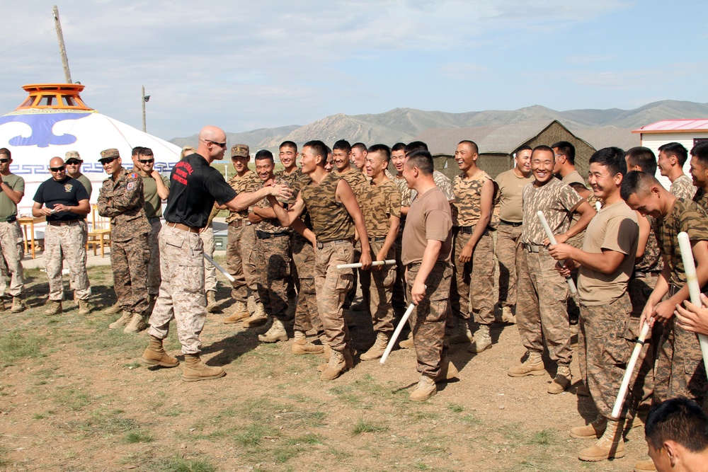 3rd LE Battalion Marines lead non-lethal weapons training in Mongolia