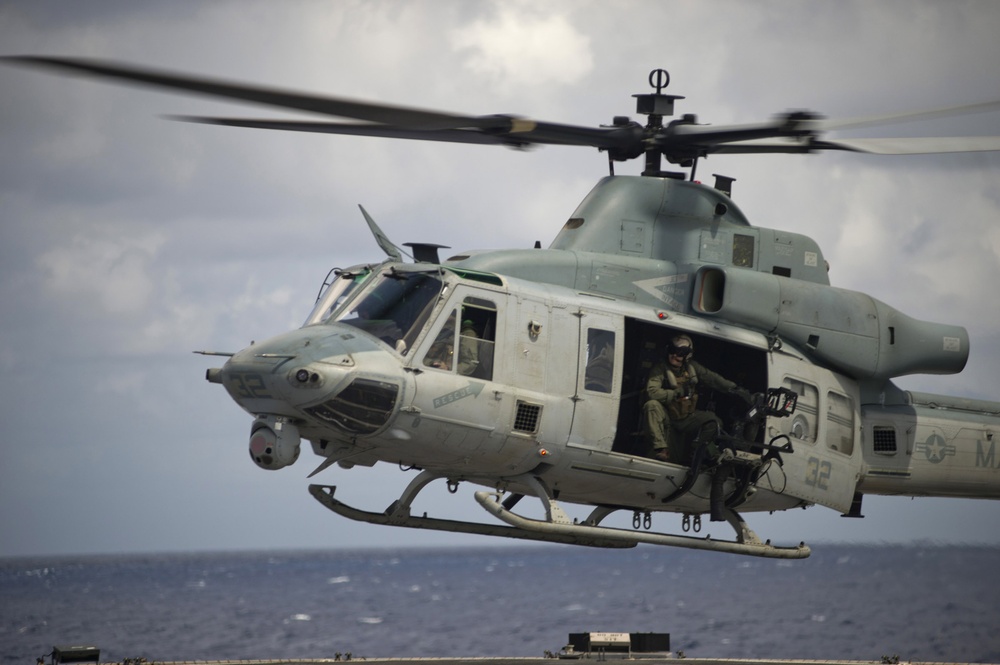 DVIDS - Images - USS Denver flight deck operations [Image 5 of 6]