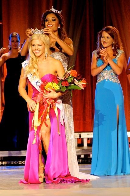 Kansas National Guardsman wins Miss Kansas Pageant