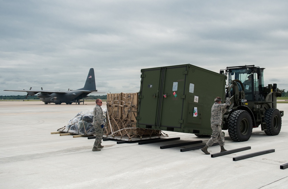 Kentucky Air Guard joins with Army Rapid Port Opening Element for U.S. Transportation Command earthquake-response exercise