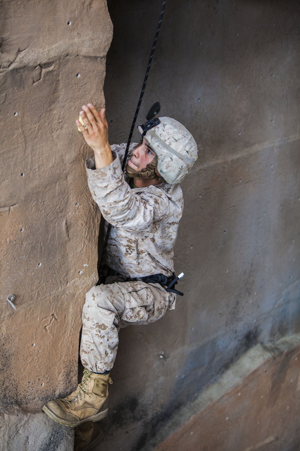 22nd MEU BLT Marines climb to the top in SOTG assault climbers course