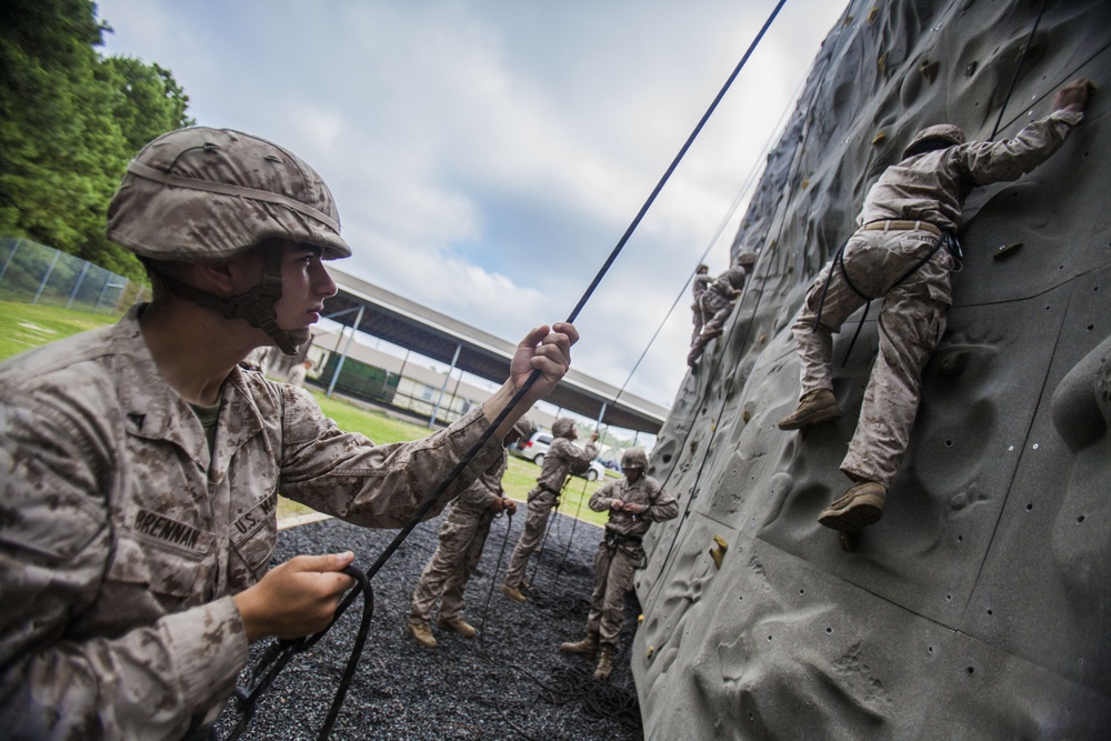 22nd MEU BLT Marines climb to the top in SOTG assault climbers course