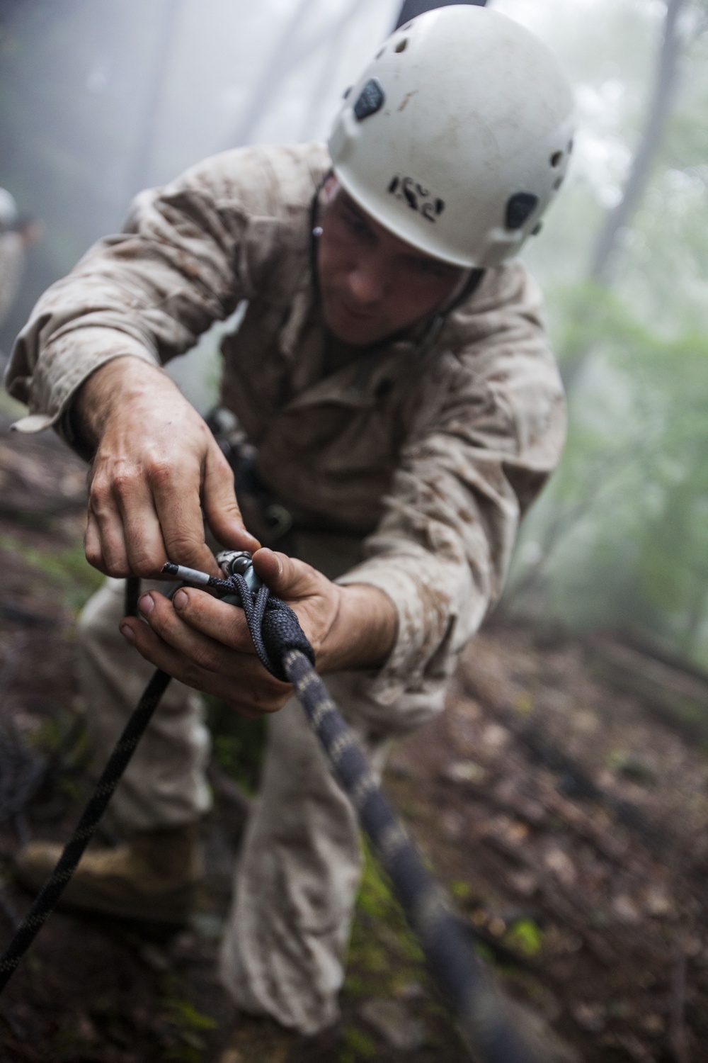 22nd MEU BLT Marines climb to the top in SOTG assault climbers course