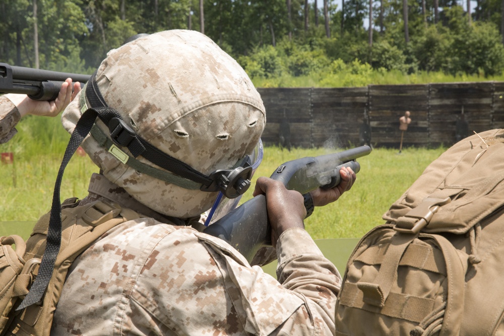 22nd MEU Marines complete non-lethal weapons course