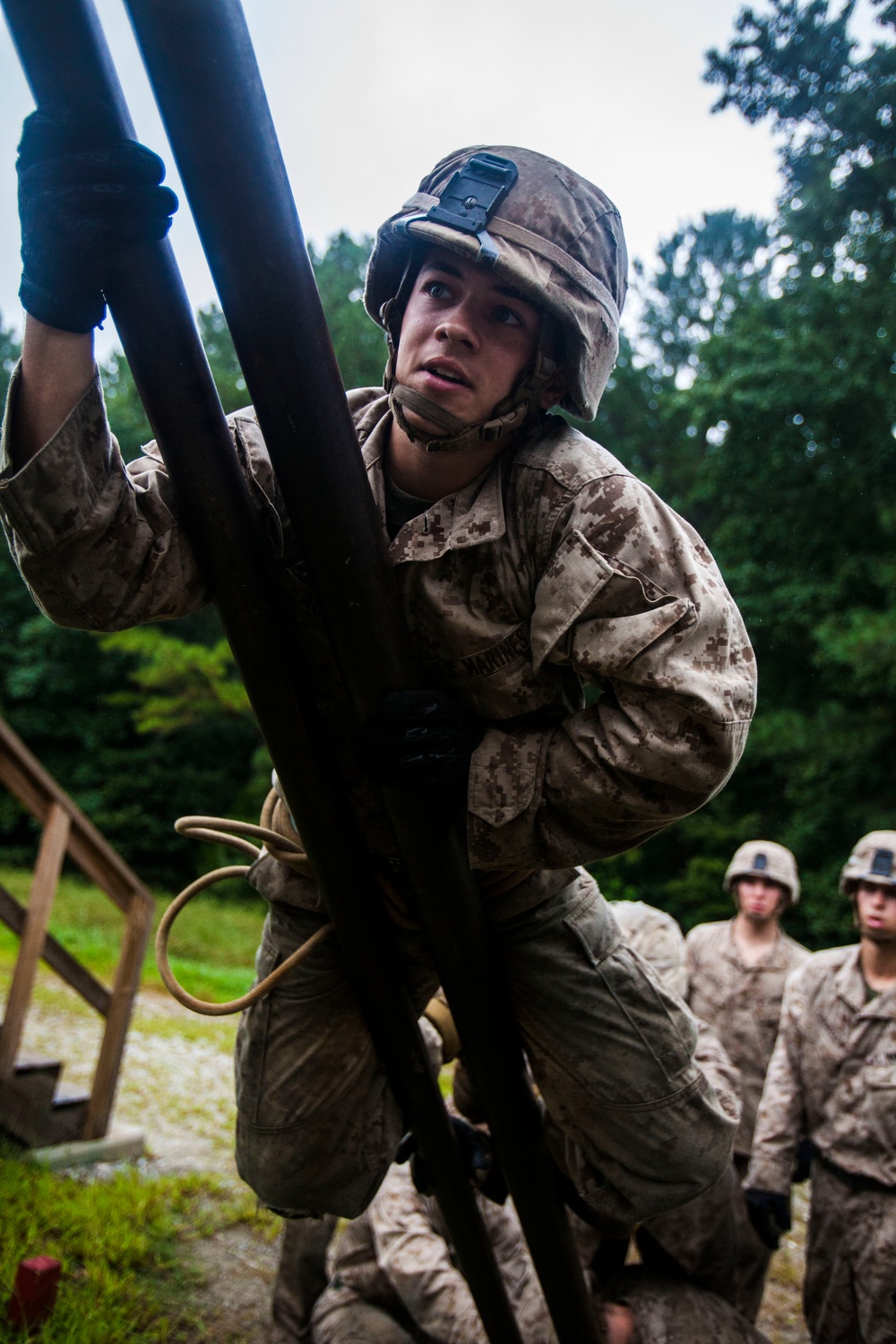 22nd MEU BLT puzzles through leadership reaction course