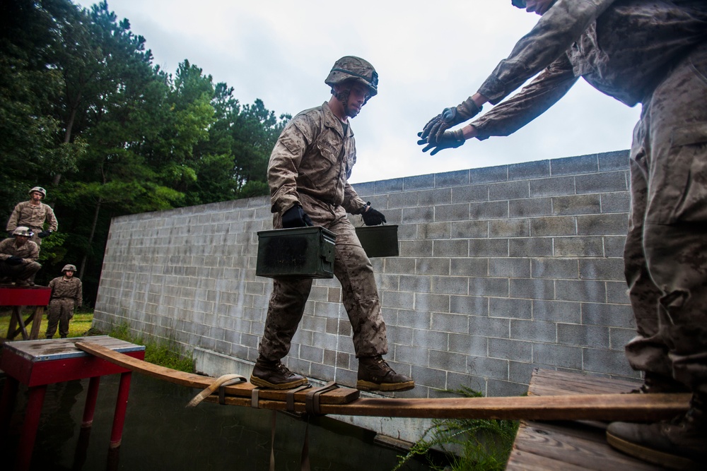 22nd MEU BLT puzzles through leadership reaction course