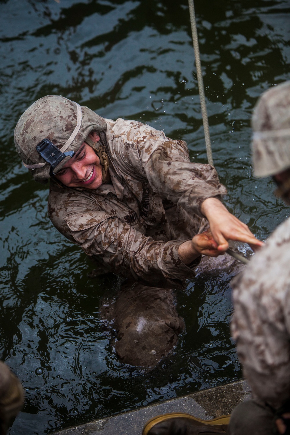 22nd MEU BLT puzzles through leadership reaction course