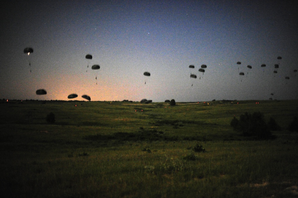 JRTC 13-09 night air drop onto Geronimo