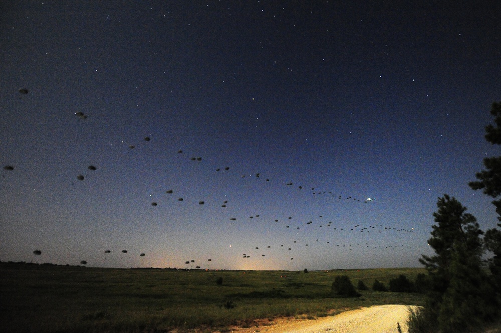 JRTC 13-09 night air drop onto Geronimo