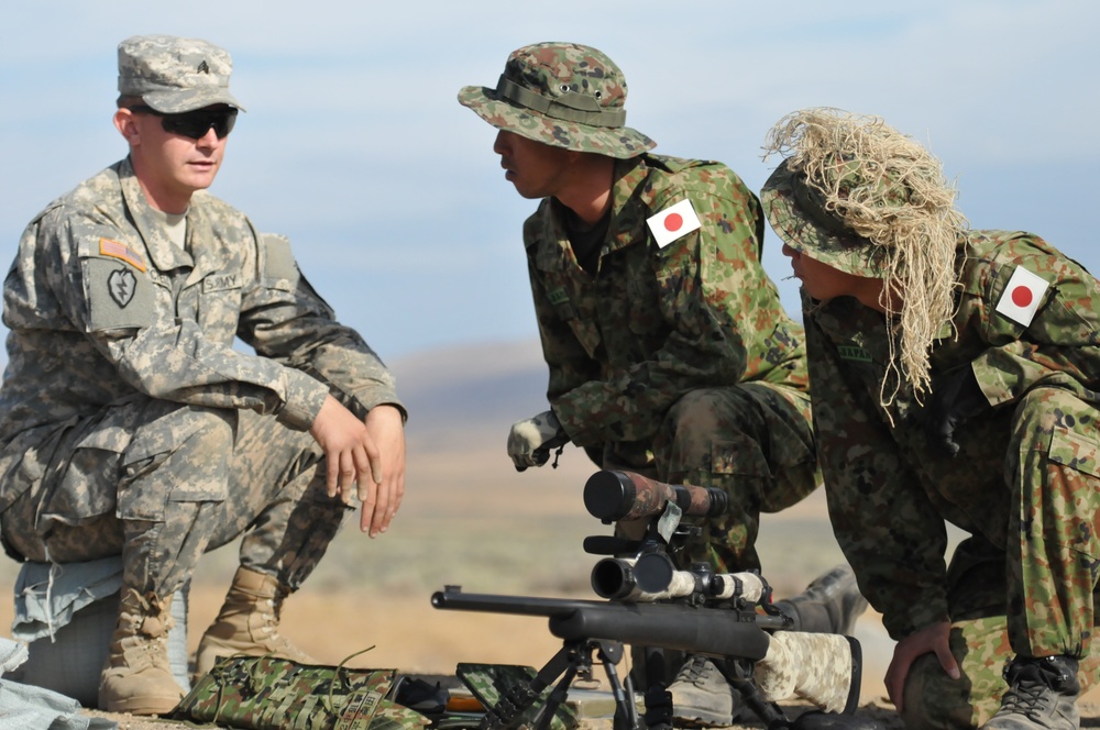 American and Japanese snipers come together to train