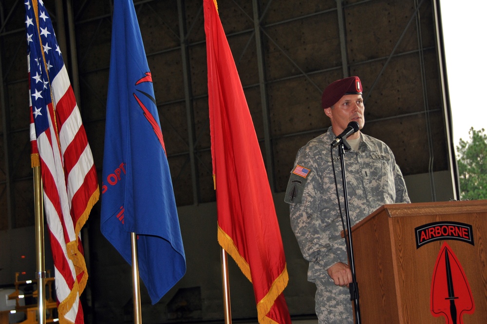 United States Army Special Operations Command Flight Company welcomes new commander