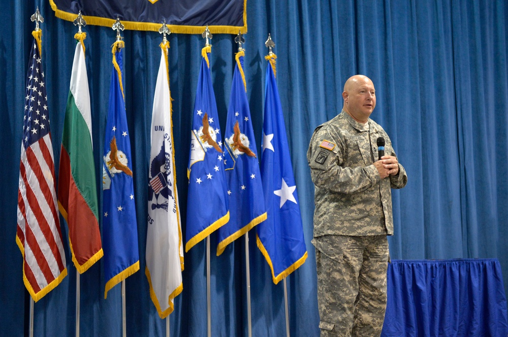 Maj. Gen. Max Haston speaks at military students' graduation