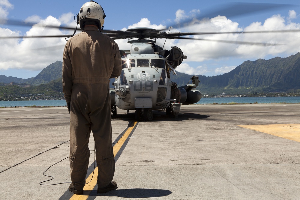 In Their Boots: CH-53E Crew Chief