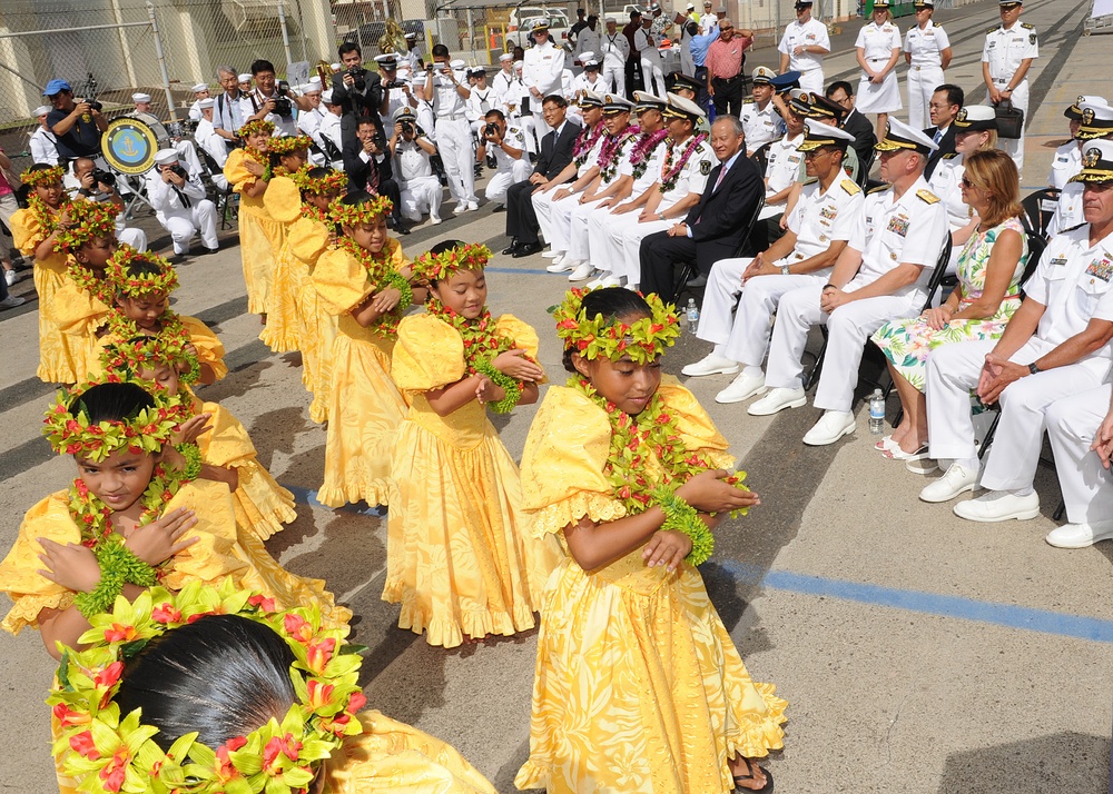 Chinese ships visit Pearl Harbor-Hickam