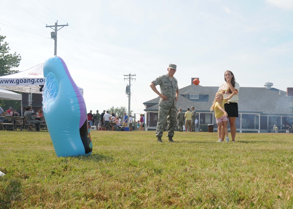 Families show support for their guardsmen at 157th’s annual picnic