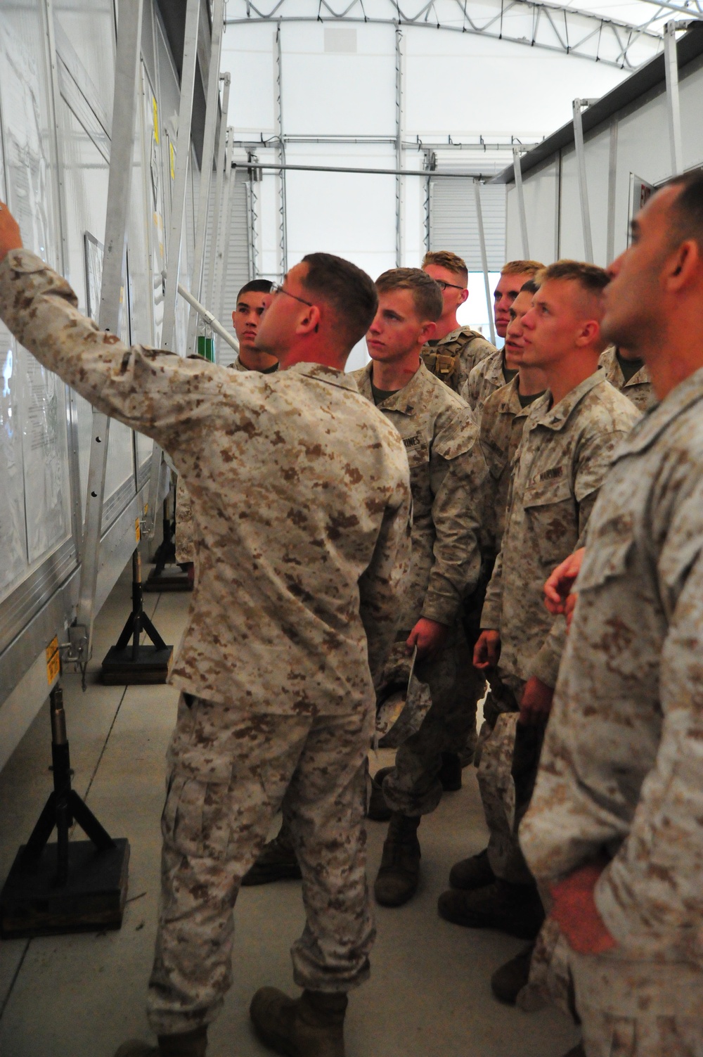 FAST Marines train to support Marine Security Guards