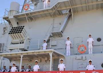 Chinese navy ships visit Hawaii