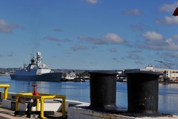 Chinese navy ships visit Hawaii