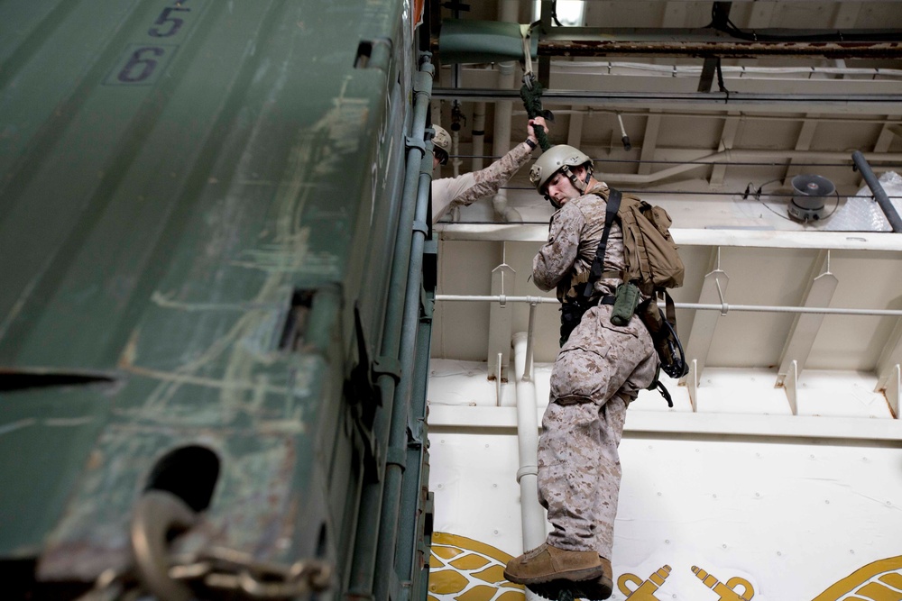Marines fast-rope aboard USS New Orleans