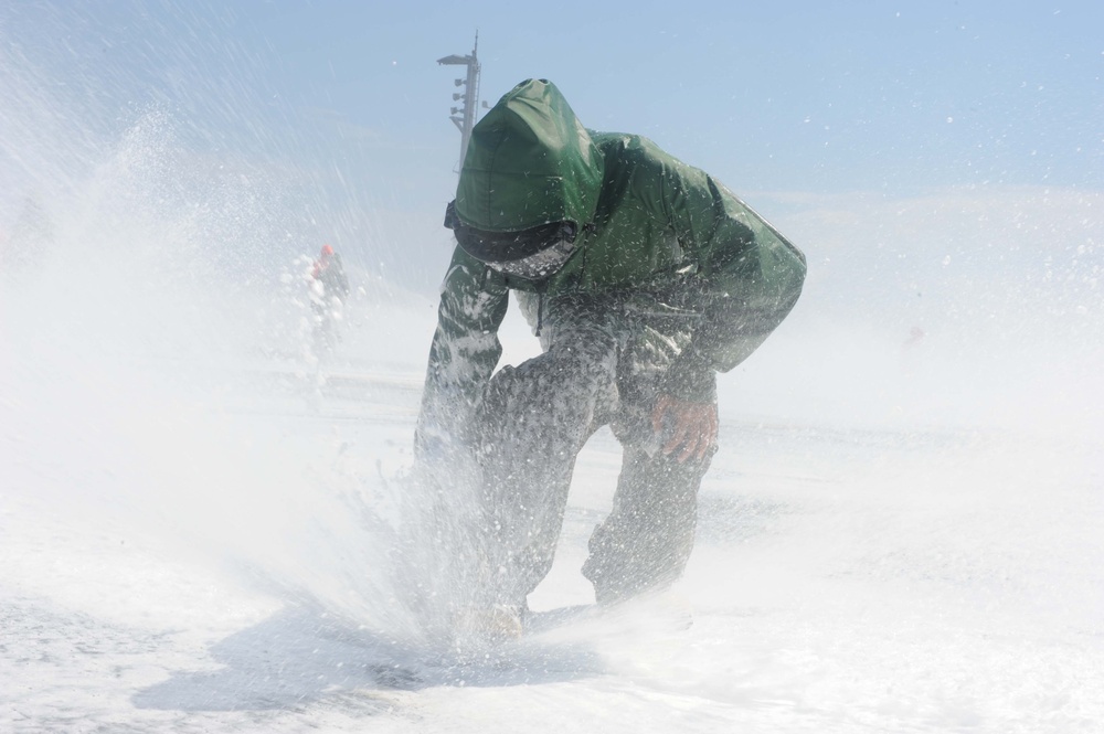 Sailor tests AFFF sprinkler