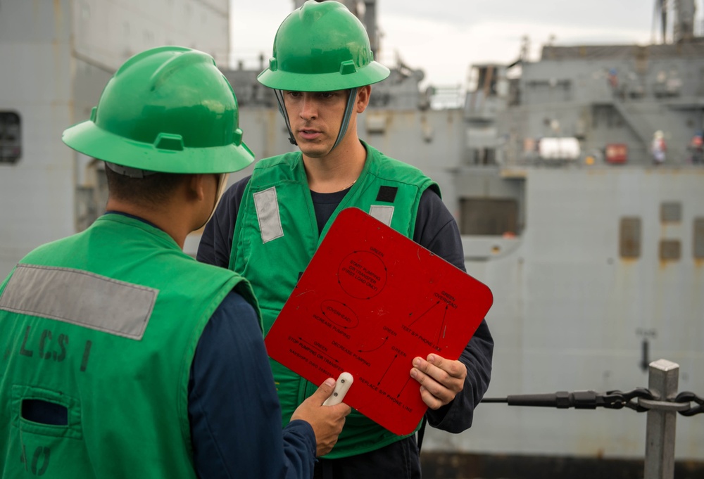 USS Freedom replenishment