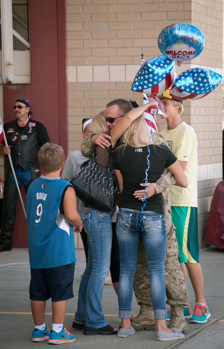 ND Guard's Contracting Team reunites with family after deployment