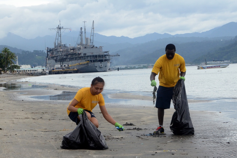 USS Emory S. Land sailors in Philippines