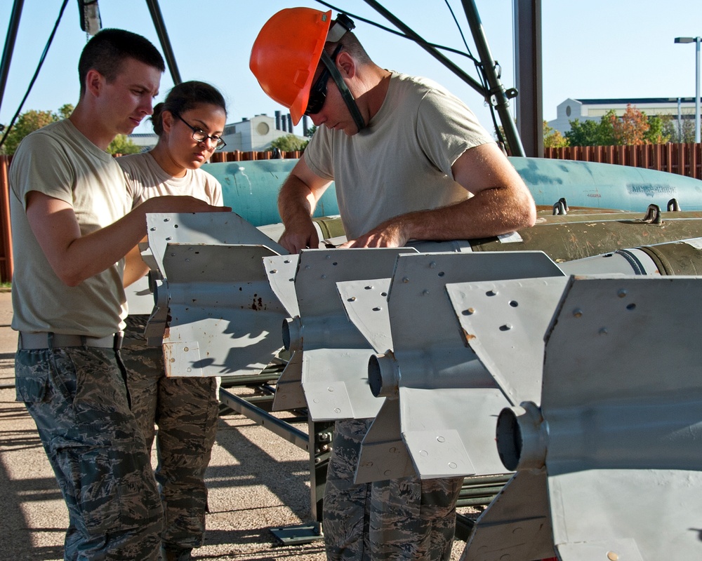 363rd Training Squadron, Munitions Apprentice Course