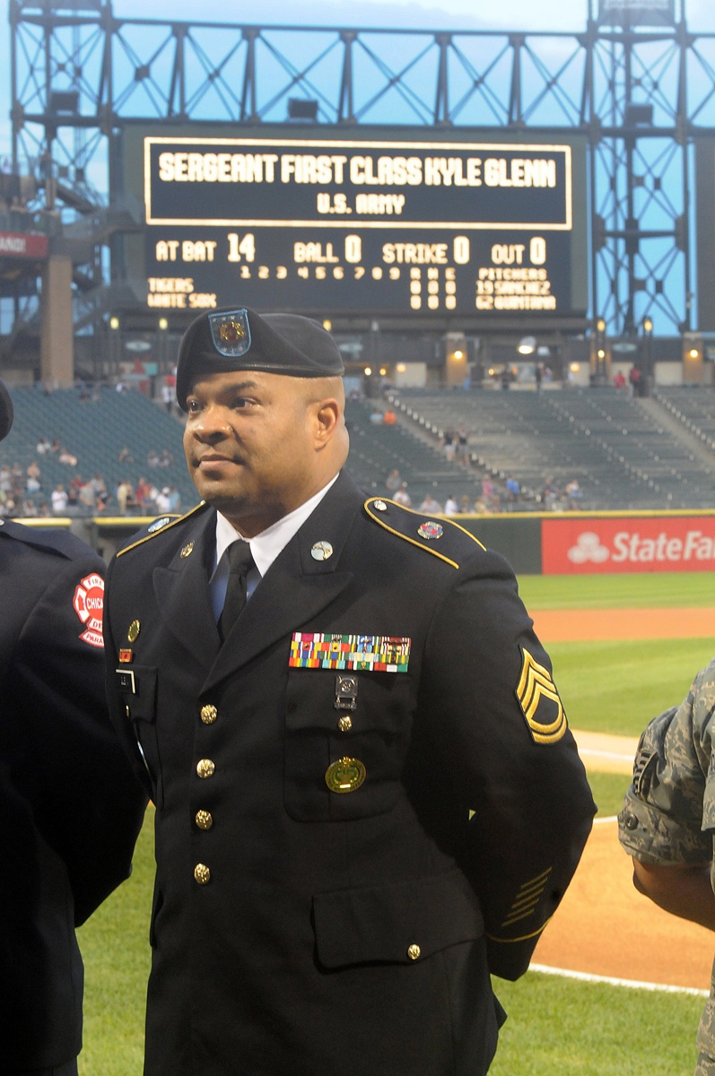 U.S. Army Soldier recognized at Chicago White Sox 9/11 home game